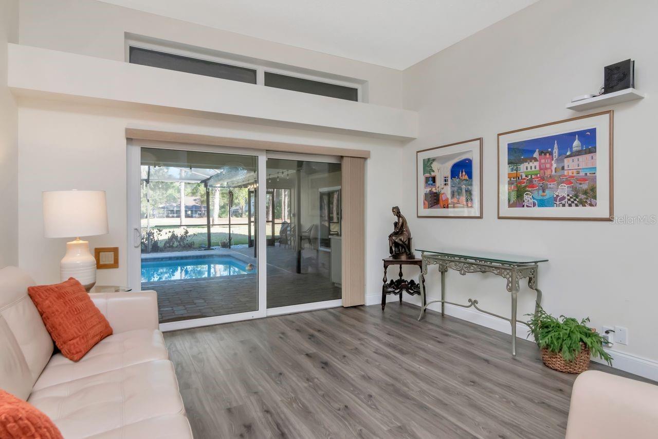 Listing photo id 6 for 3910 Turkey Oak Drive