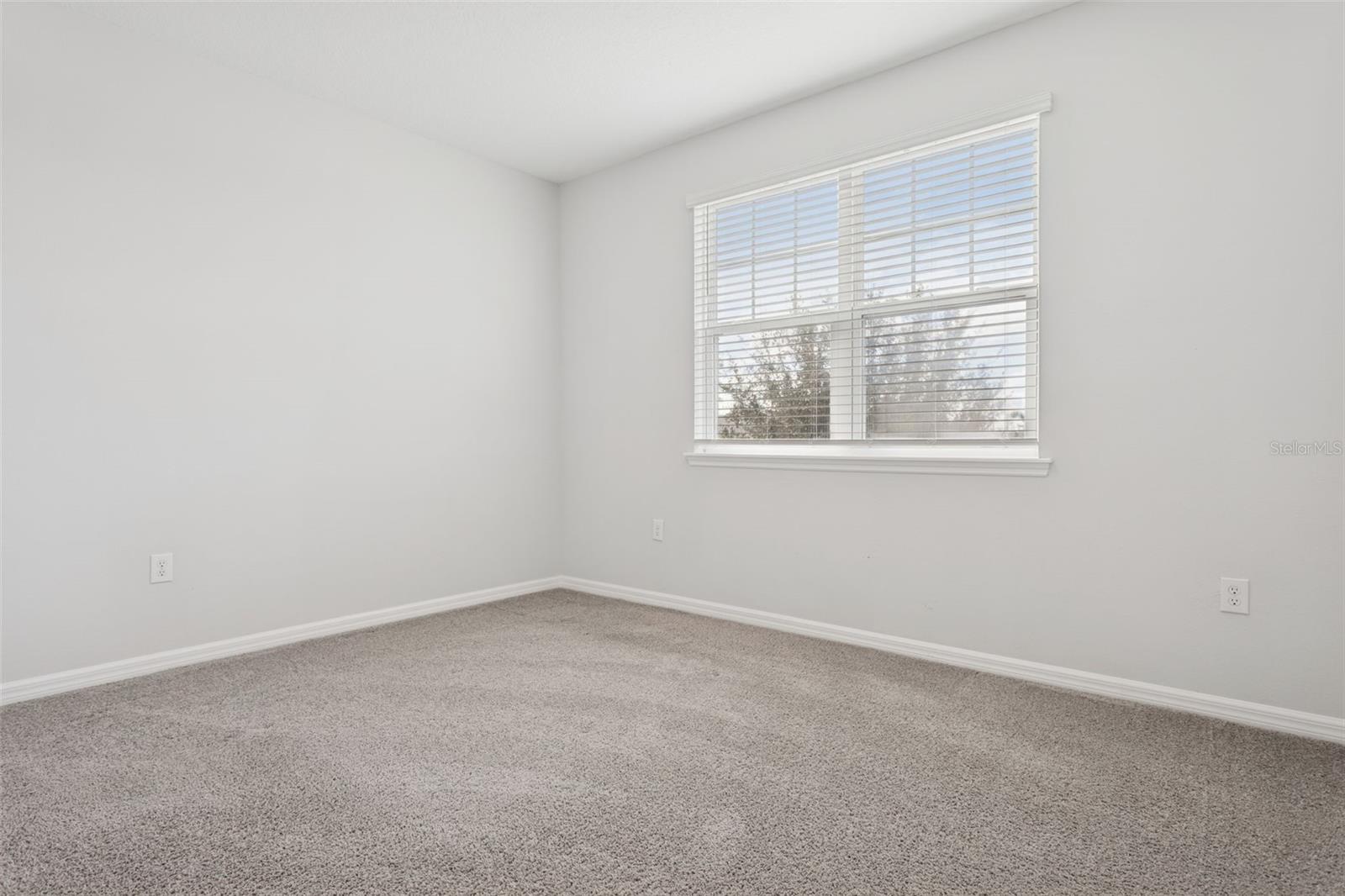 Image 18 of 28 For 13743 Rangeland Boulevard