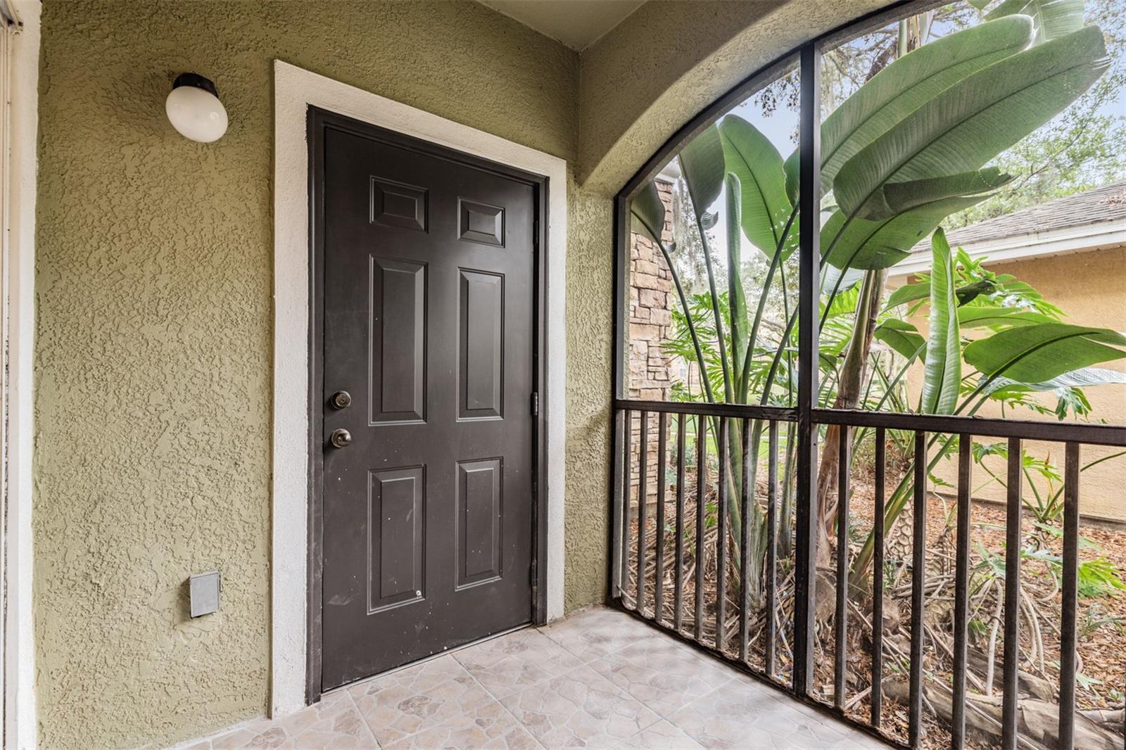 Image 25 of 38 For 10108 Courtney Oaks Circle 101