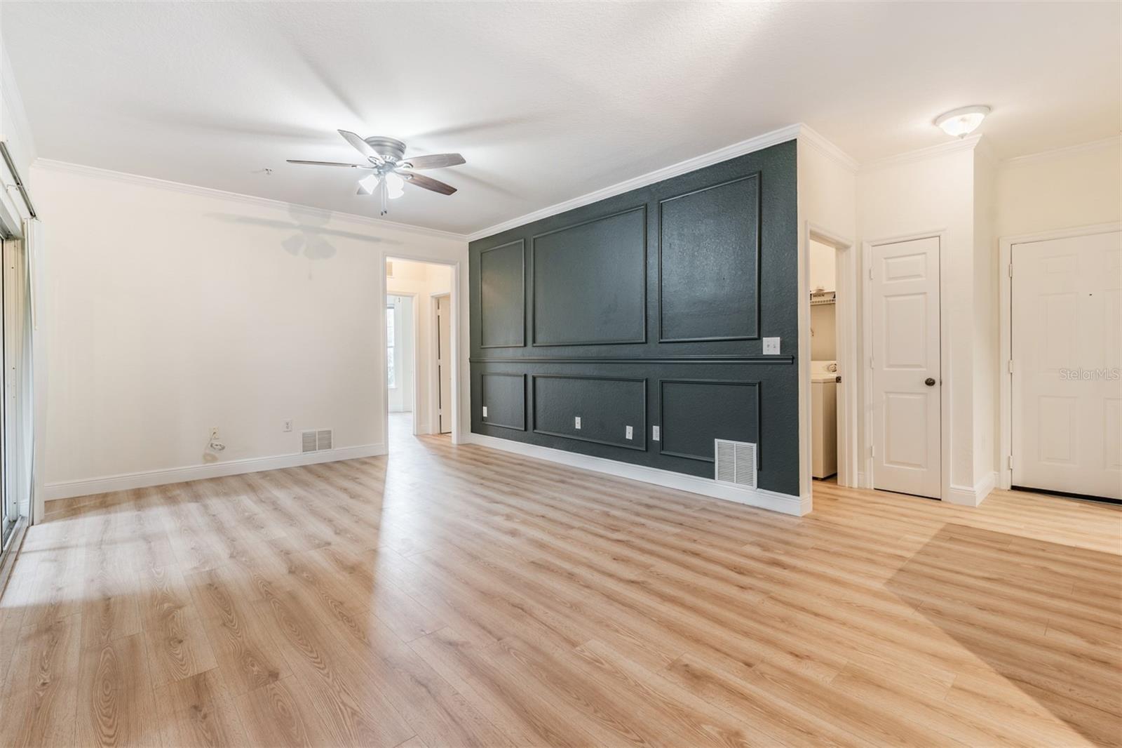 Image 3 of 38 For 10108 Courtney Oaks Circle 101