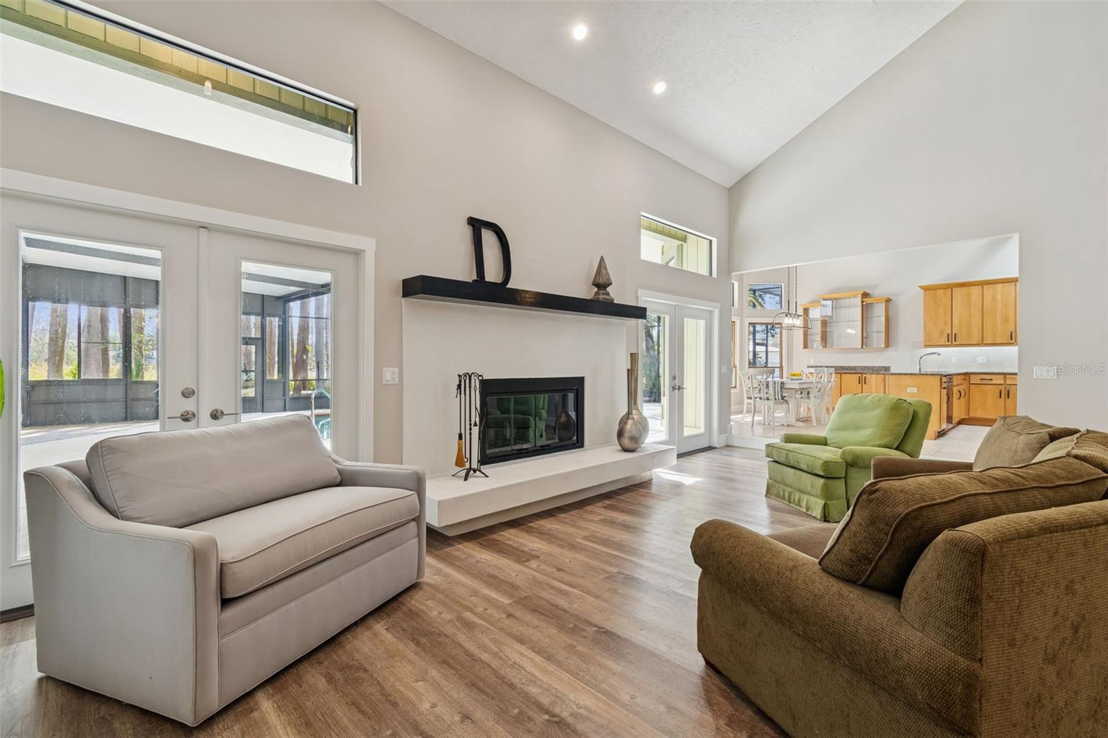 Image 13 of 100 For 3812 Little Road