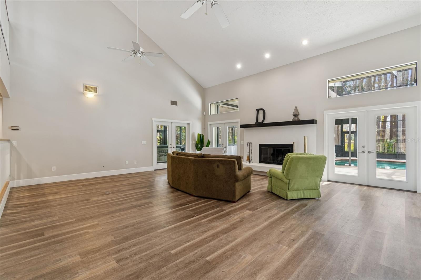 Image 14 of 100 For 3812 Little Road