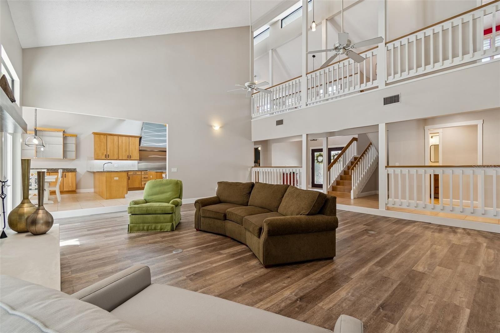 Image 16 of 100 For 3812 Little Road