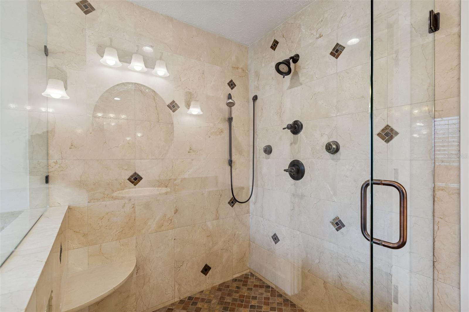 Image 36 of 100 For 3812 Little Road