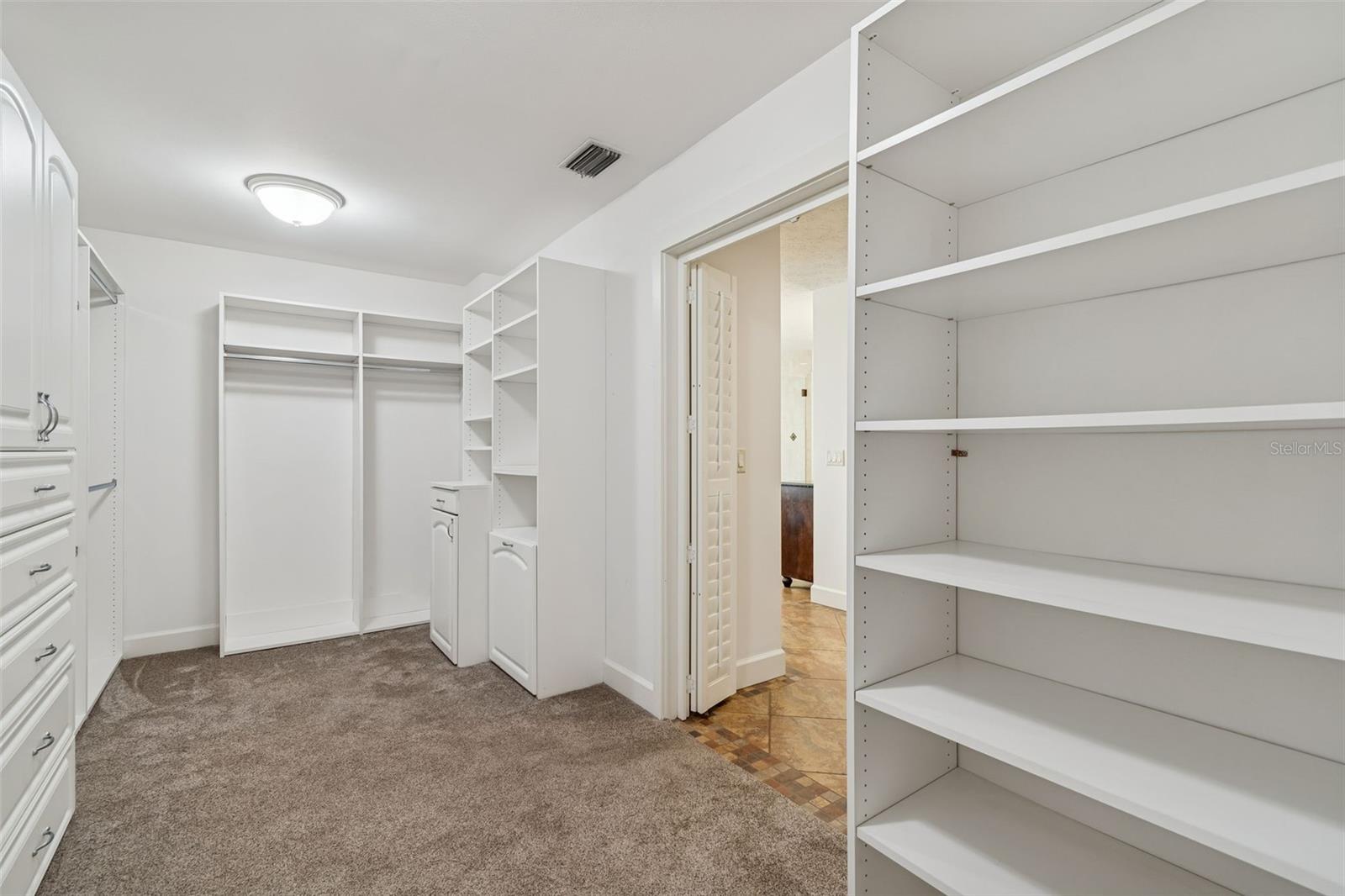 Image 40 of 100 For 3812 Little Road