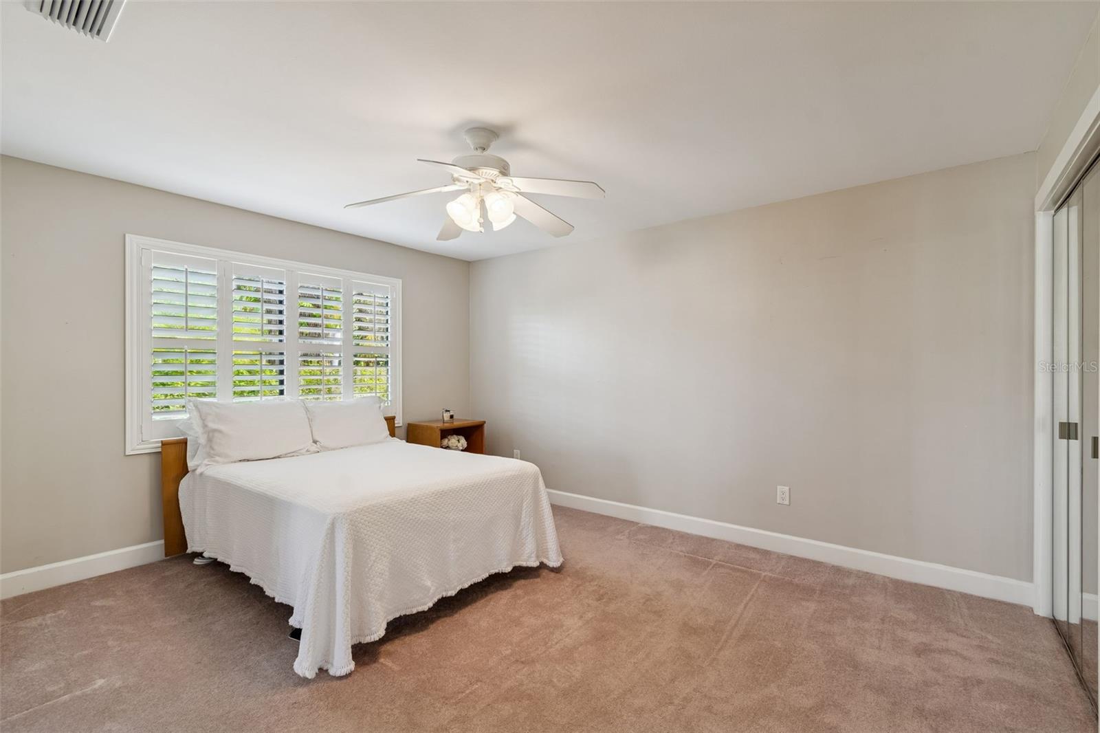 Image 48 of 100 For 3812 Little Road