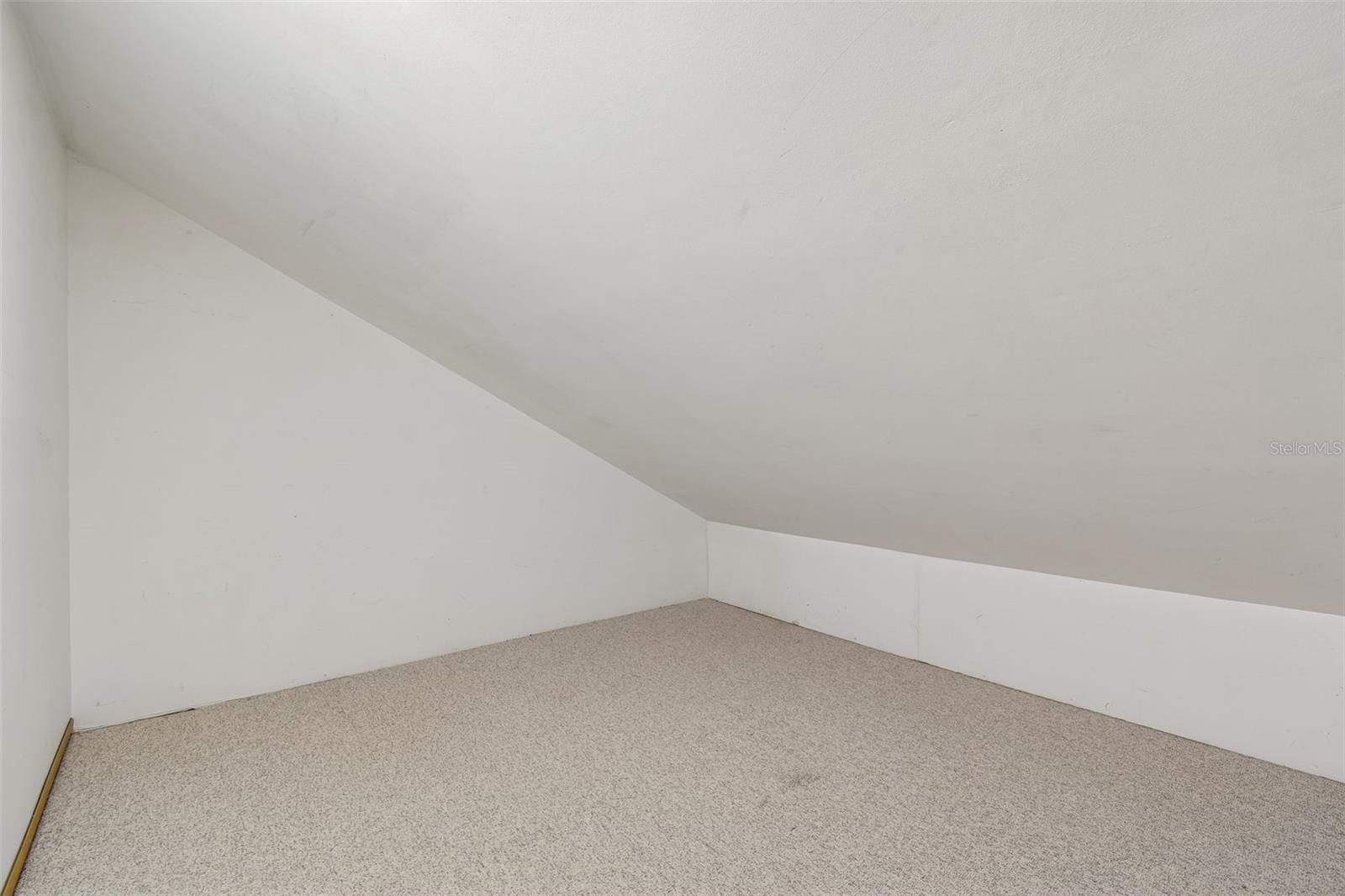 Image 71 of 100 For 3812 Little Road