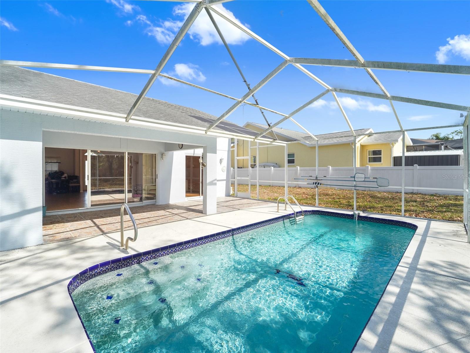 Image 17 of 22 For 14419 Pimberton Drive