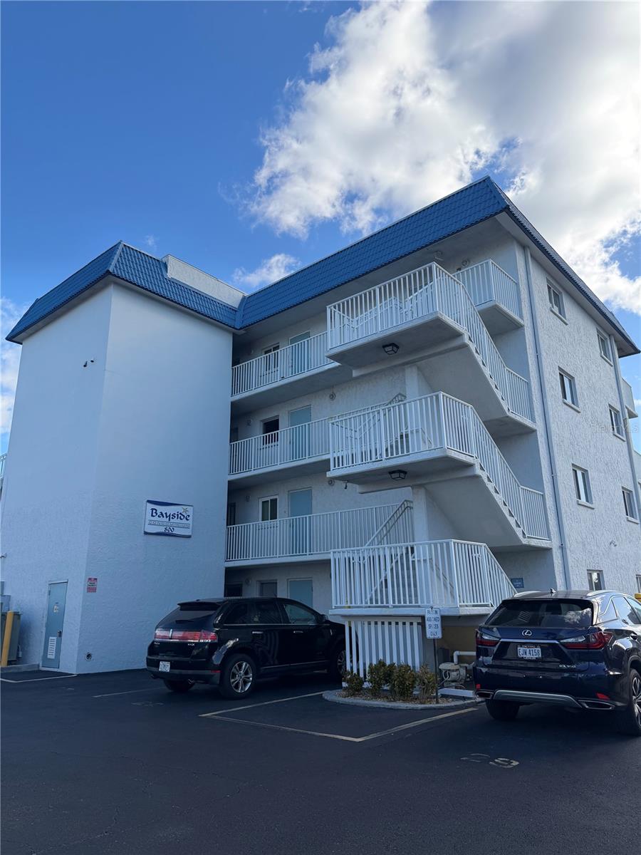 Image 2 of 15 For 800 Bayway Boulevard 16