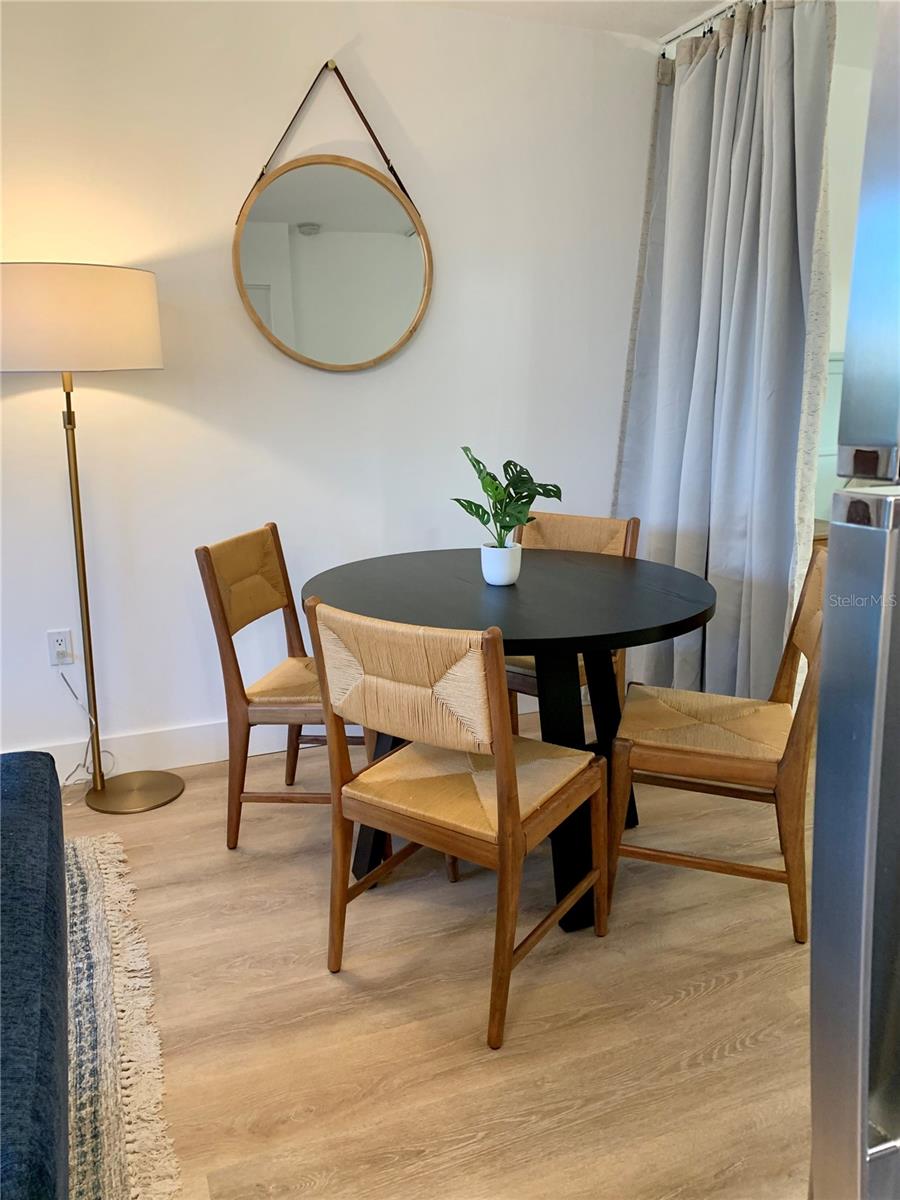 Image 7 of 15 For 800 Bayway Boulevard 16