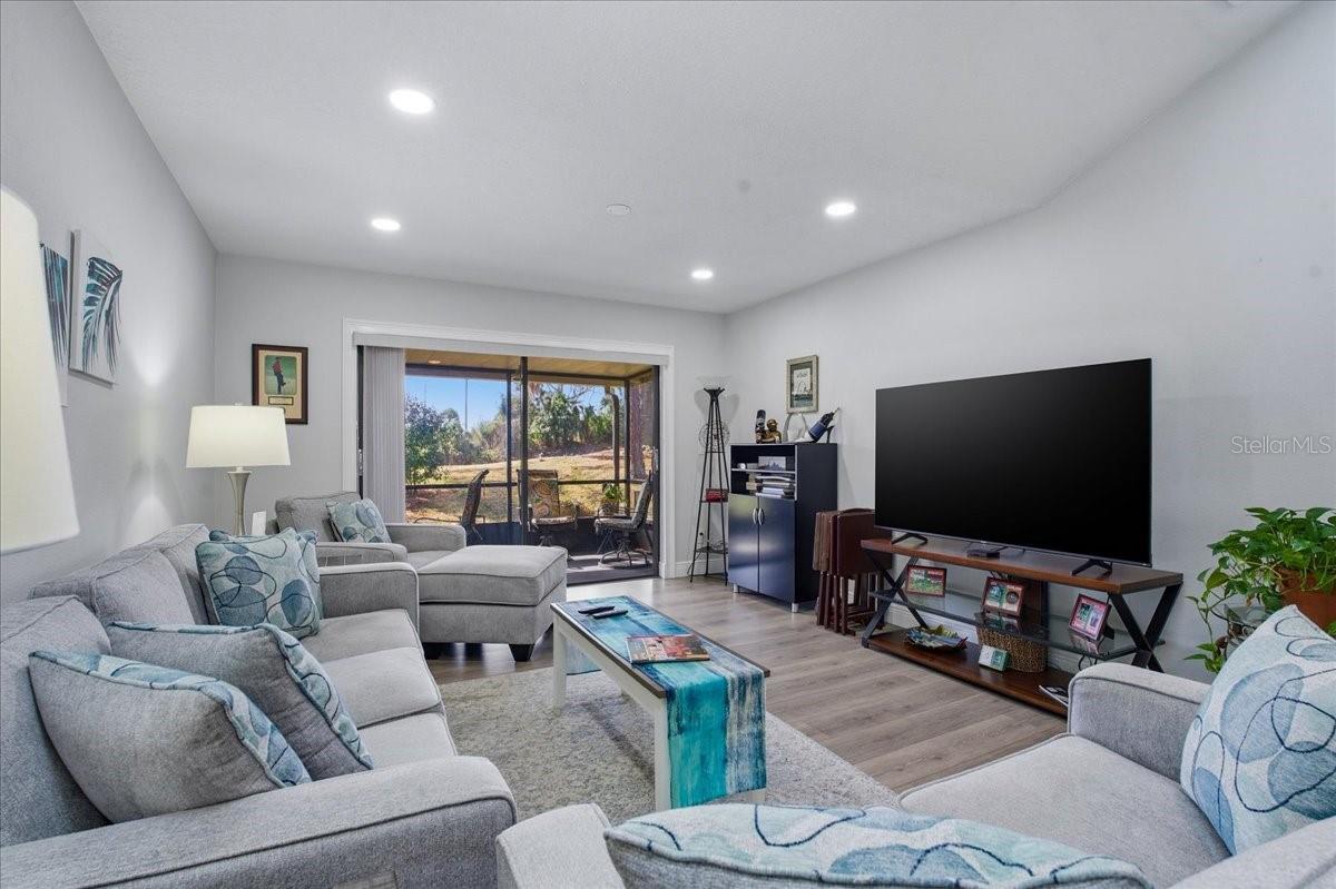 Image 15 of 66 For 3272 Lori Lane