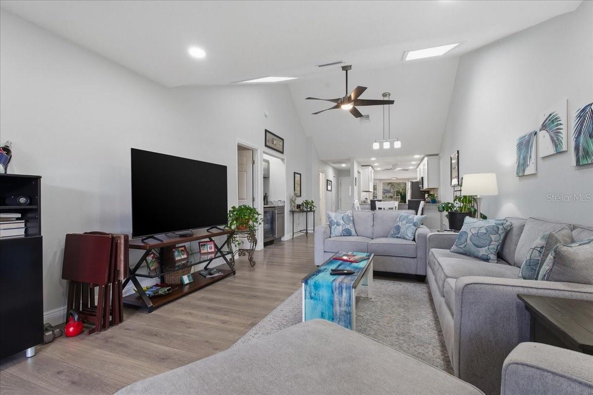 Image 17 of 66 For 3272 Lori Lane