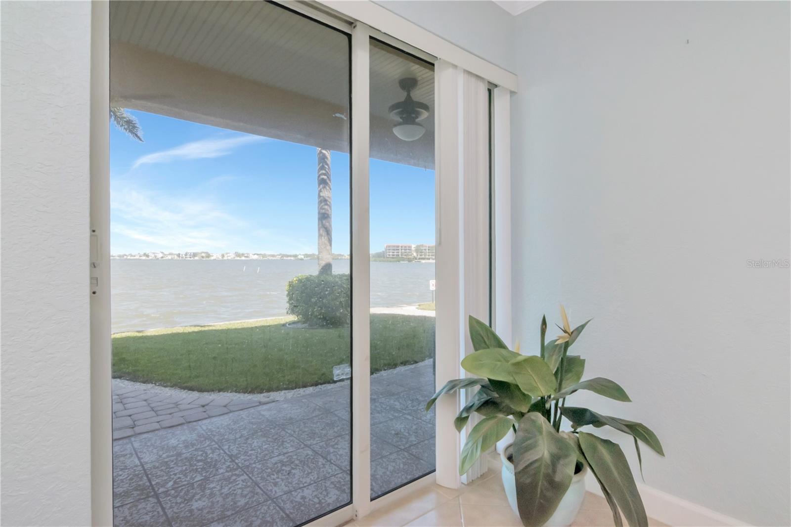 Image 19 of 40 For 2675 St Josephs Drive E B