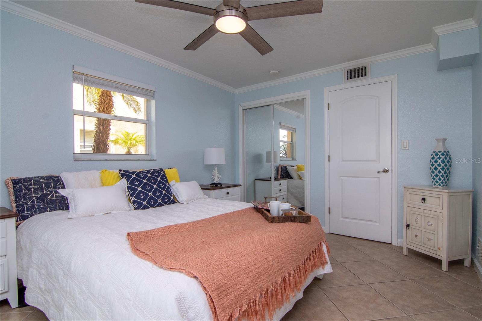 Image 26 of 40 For 2675 St Josephs Drive E B