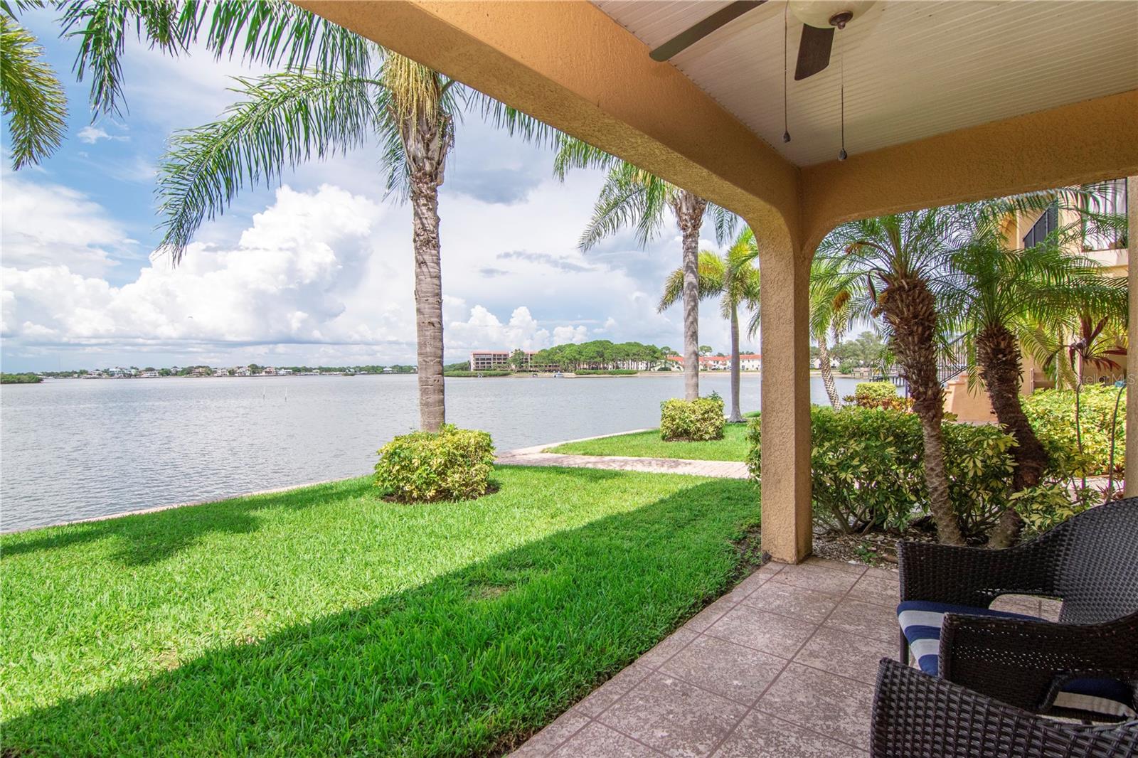 Image 30 of 40 For 2675 St Josephs Drive E B