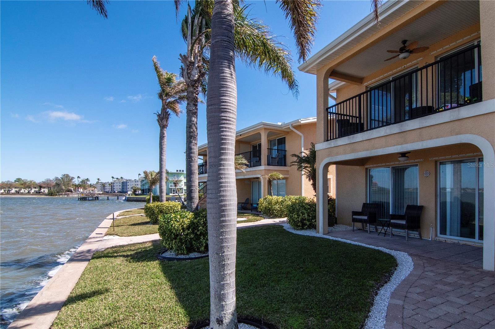 Image 32 of 40 For 2675 St Josephs Drive E B