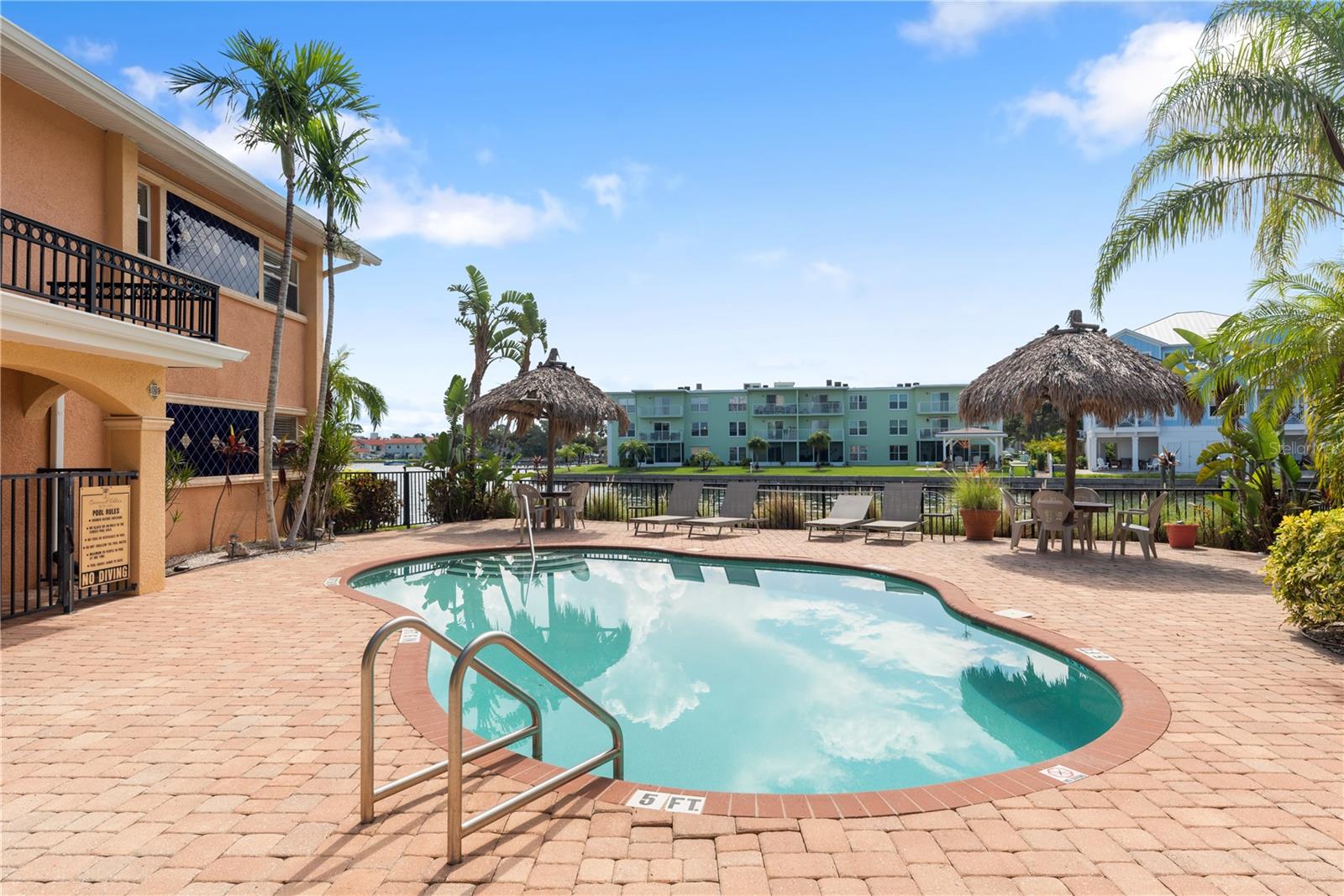 Image 38 of 40 For 2675 St Josephs Drive E B