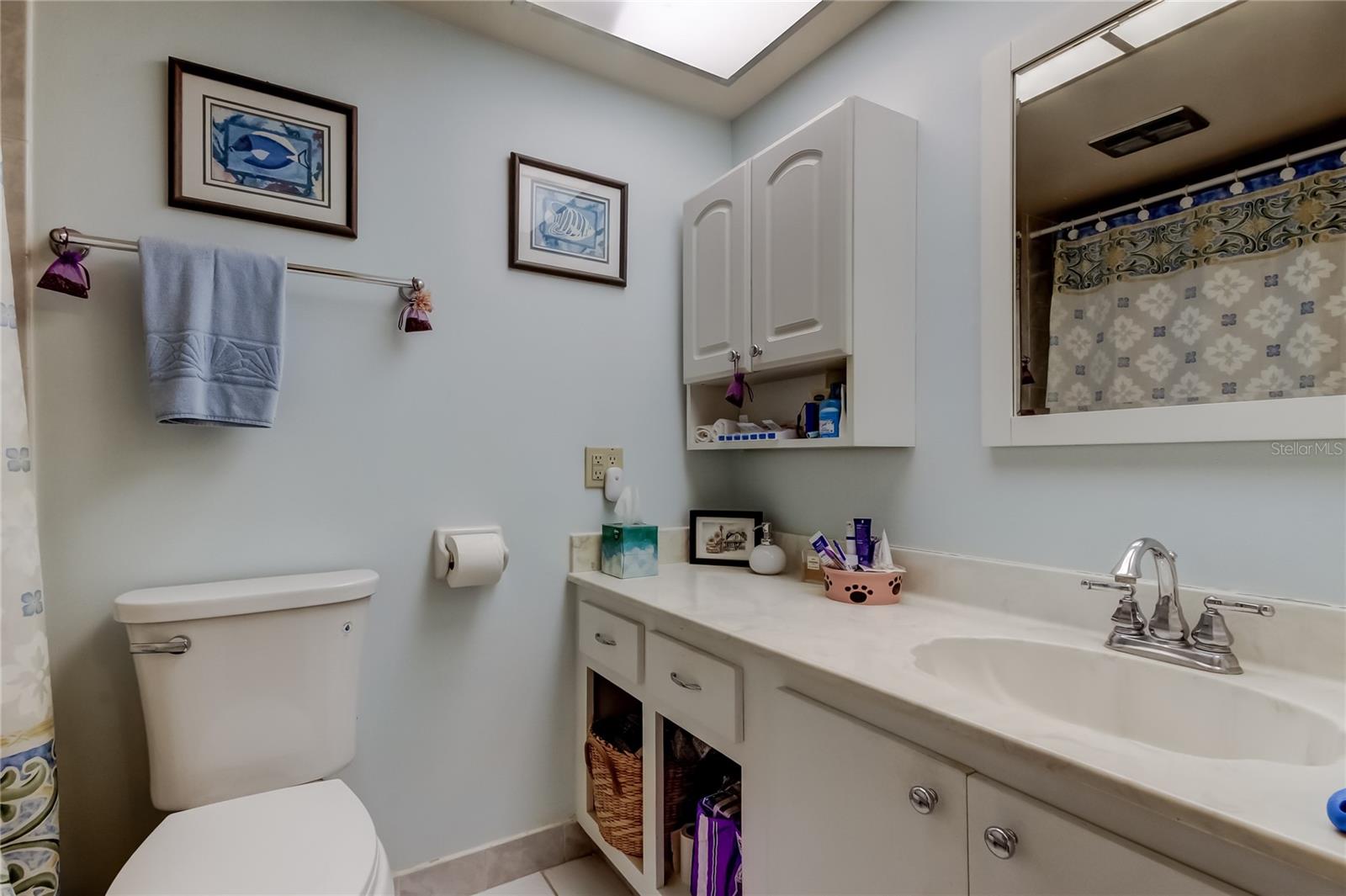 Image 24 of 36 For 4710 Bay Street Ne 204