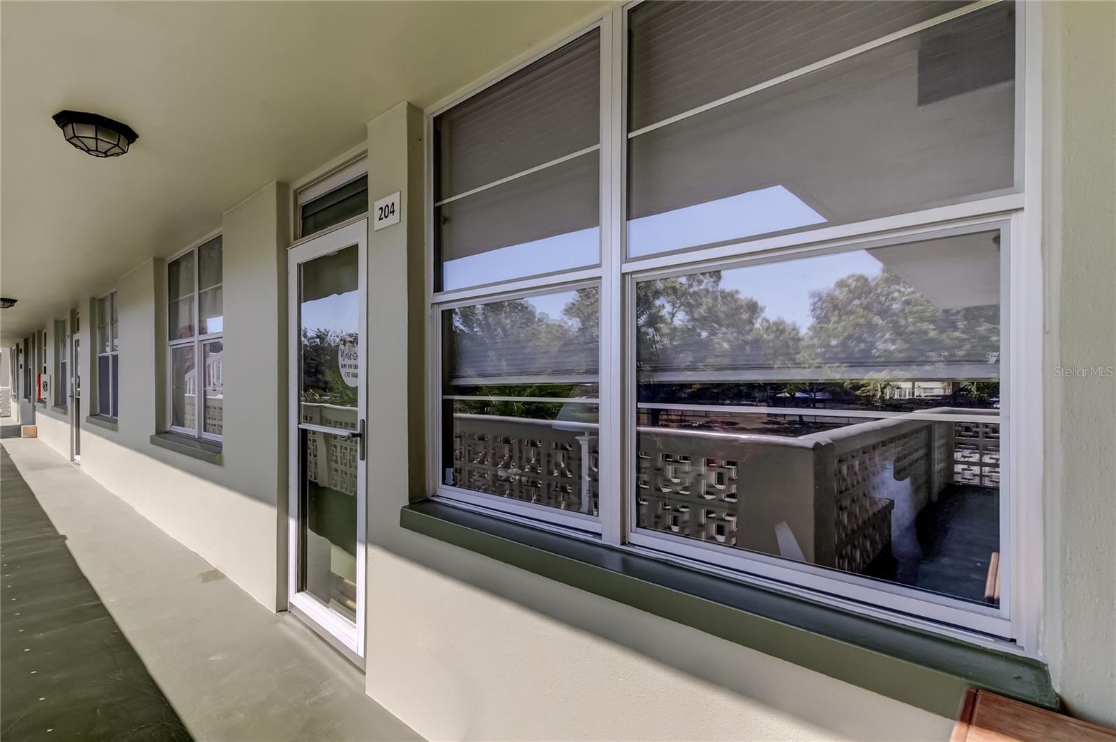 Image 26 of 36 For 4710 Bay Street Ne 204