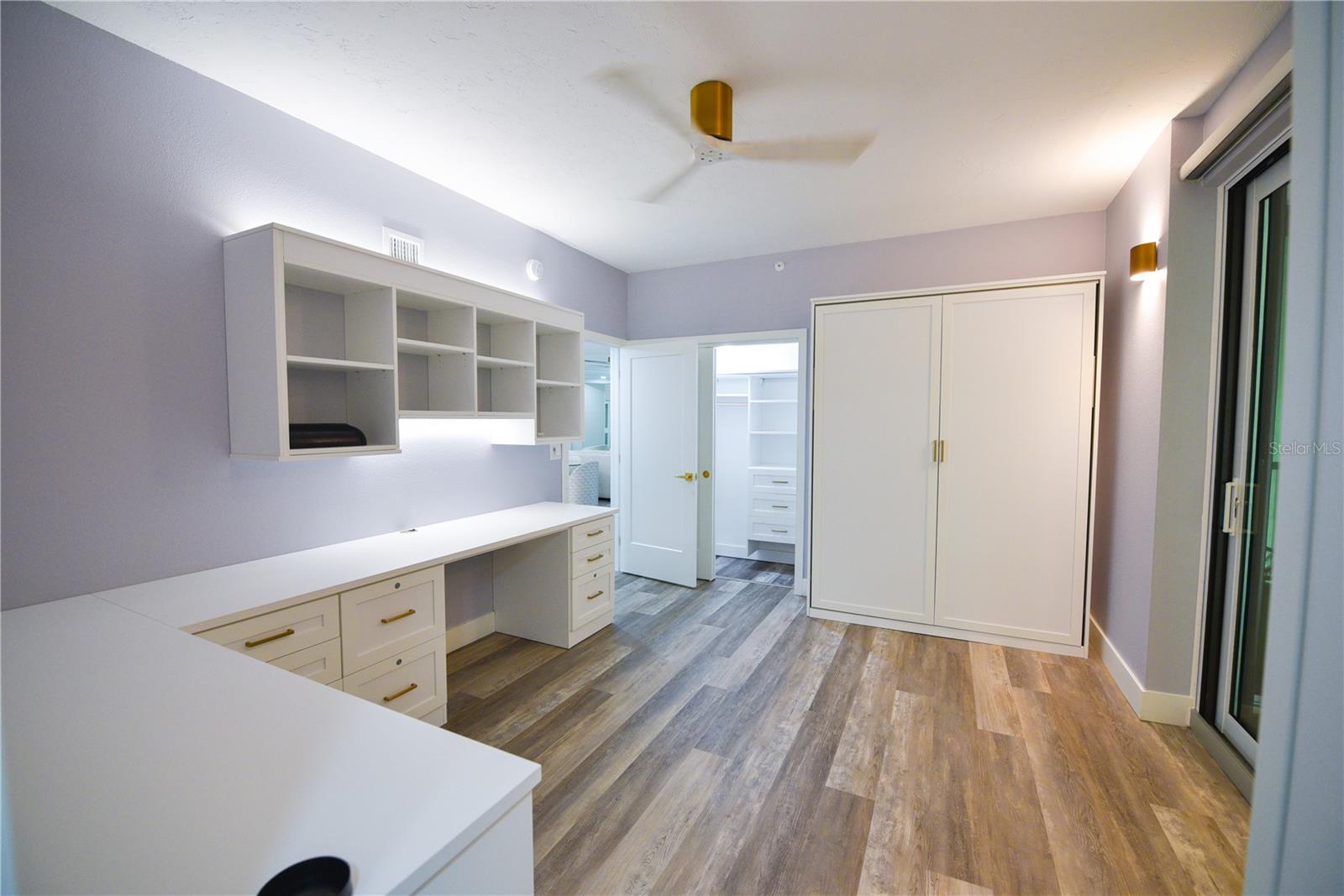 Listing photo id 14 for 1600 Gulf Boulevard 1112