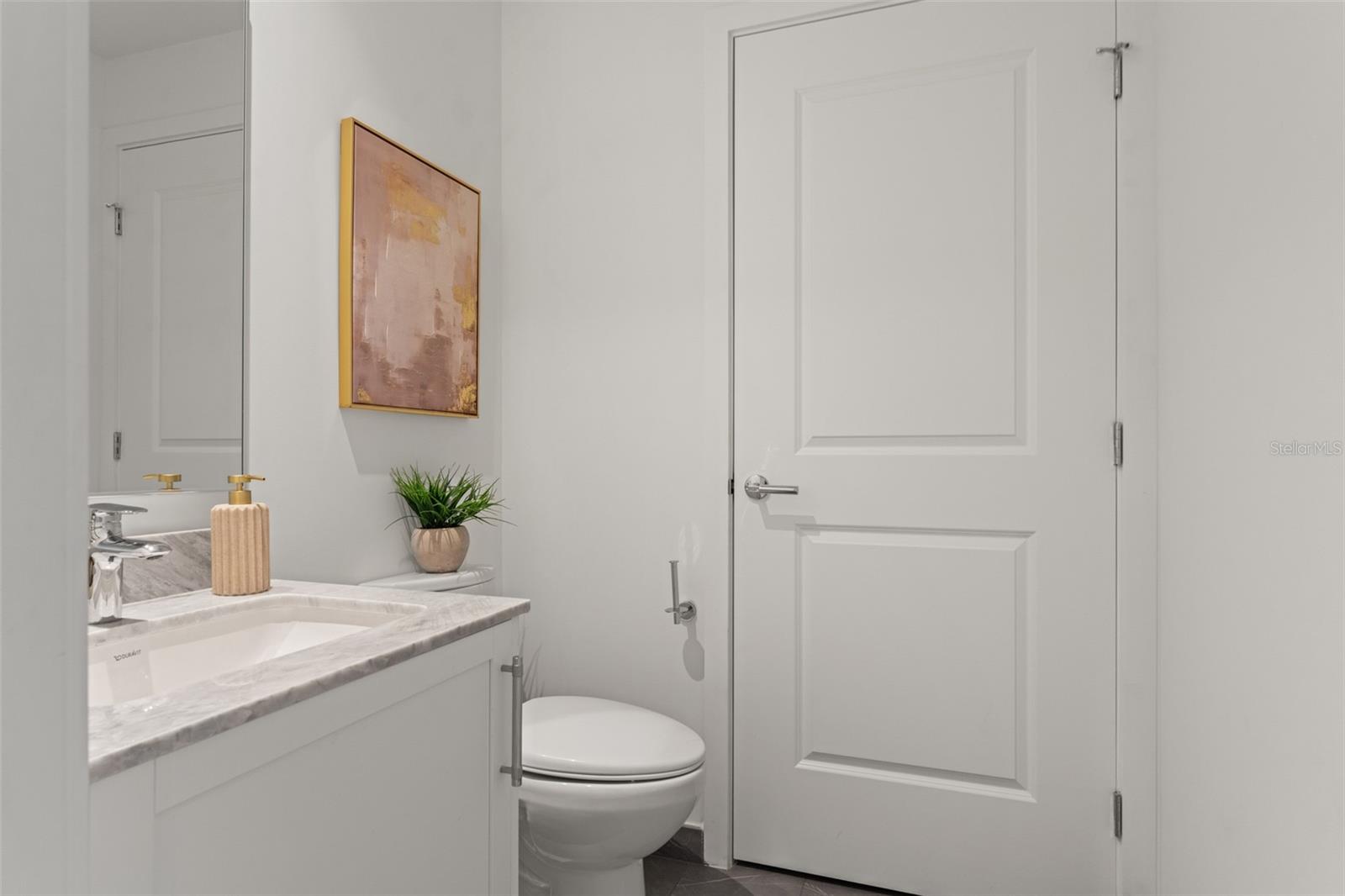 Image 20 of 95 For 3015 Ysabella Avenue 1803