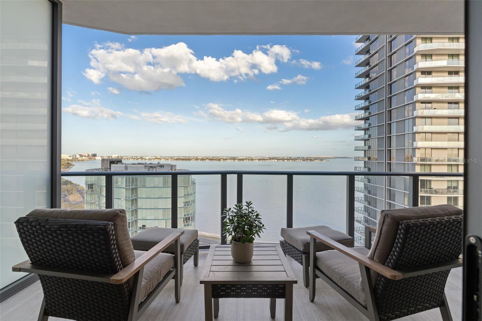 Image 35 of 95 For 3015 Ysabella Avenue 1803