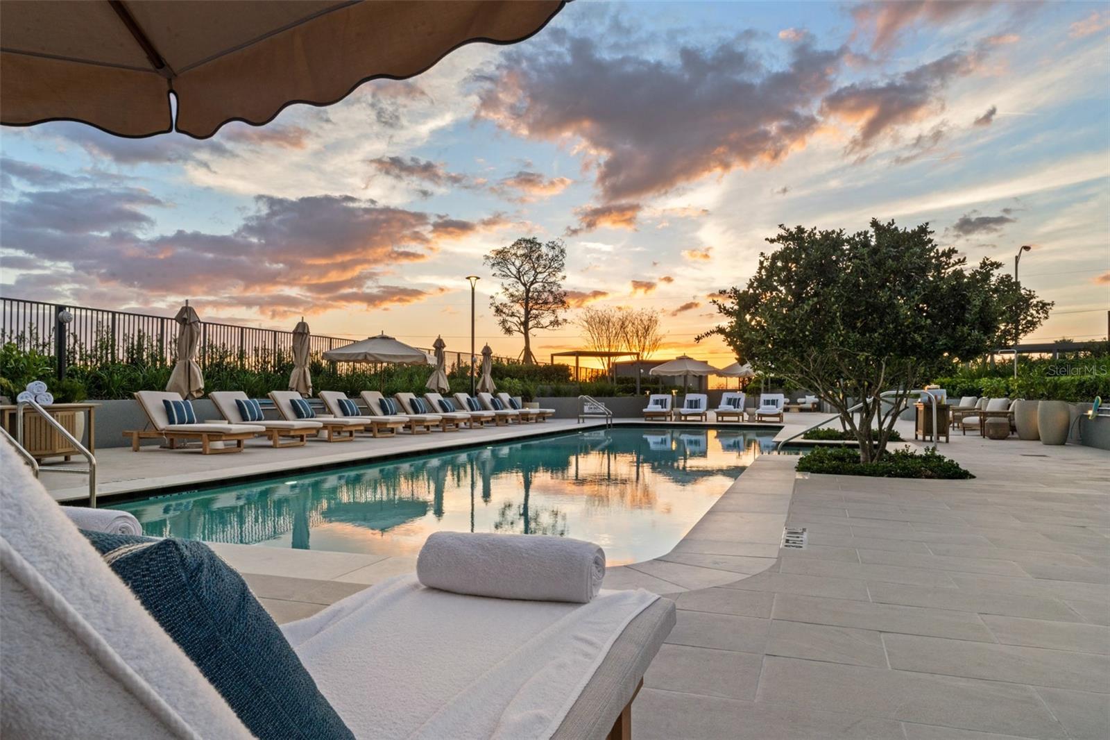 Image 55 of 95 For 3015 Ysabella Avenue 1803