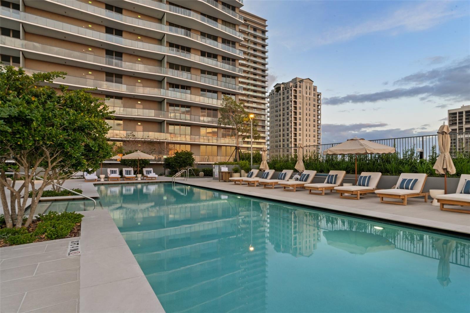 Image 63 of 95 For 3015 Ysabella Avenue 1803