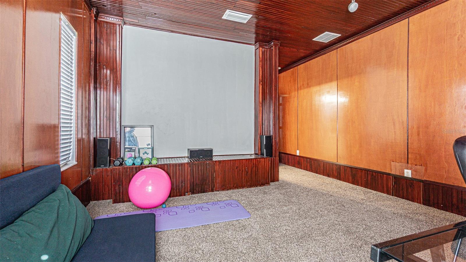 Image 25 of 49 For 10859 Cory Lake Drive