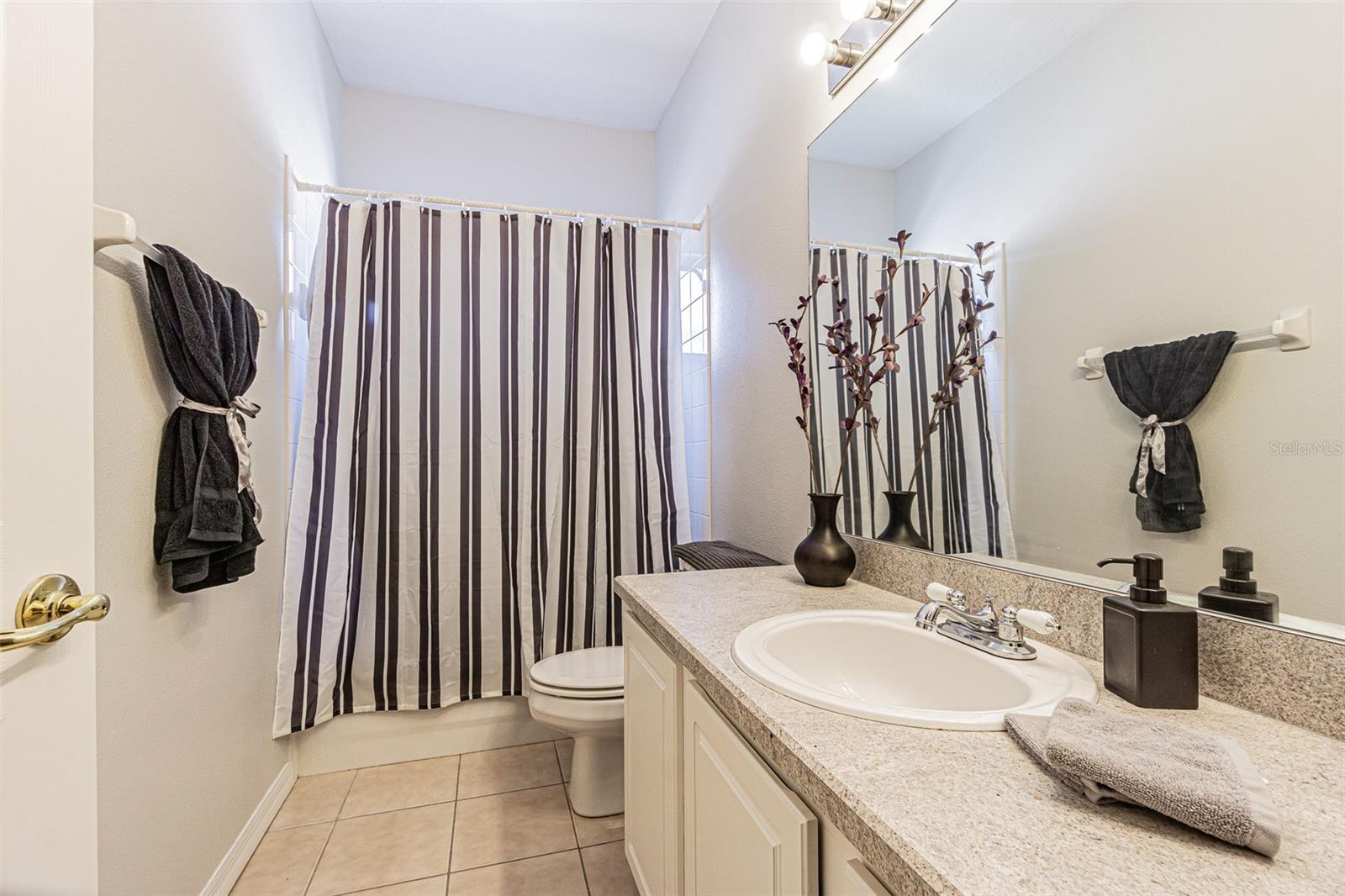 Image 27 of 49 For 10859 Cory Lake Drive