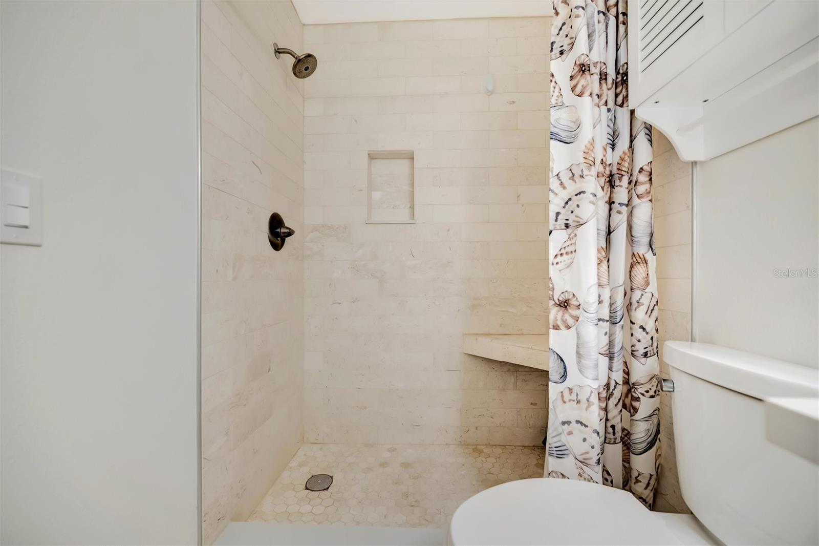 Image 12 of 35 For 650 Pinellas Point Drive S #205