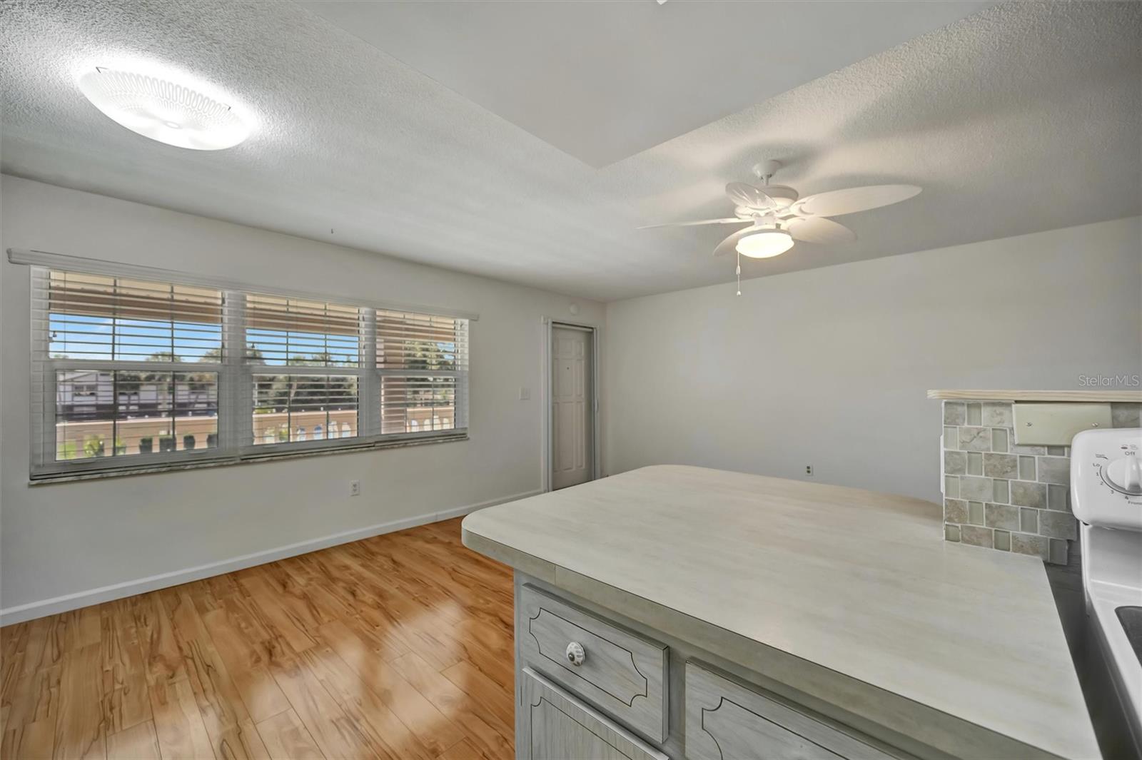 Image 24 of 35 For 650 Pinellas Point Drive S #205