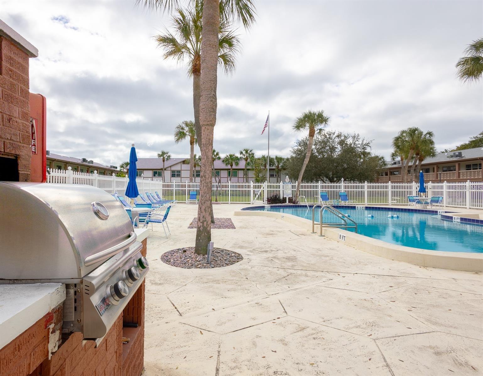 Image 27 of 35 For 650 Pinellas Point Drive S #205