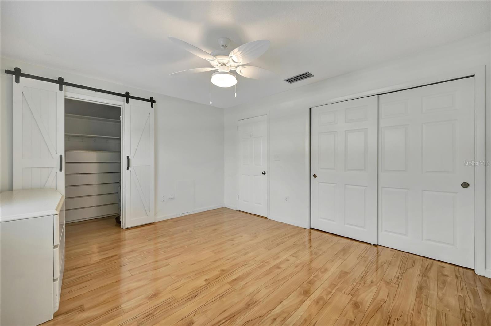 Image 9 of 35 For 650 Pinellas Point Drive S #205