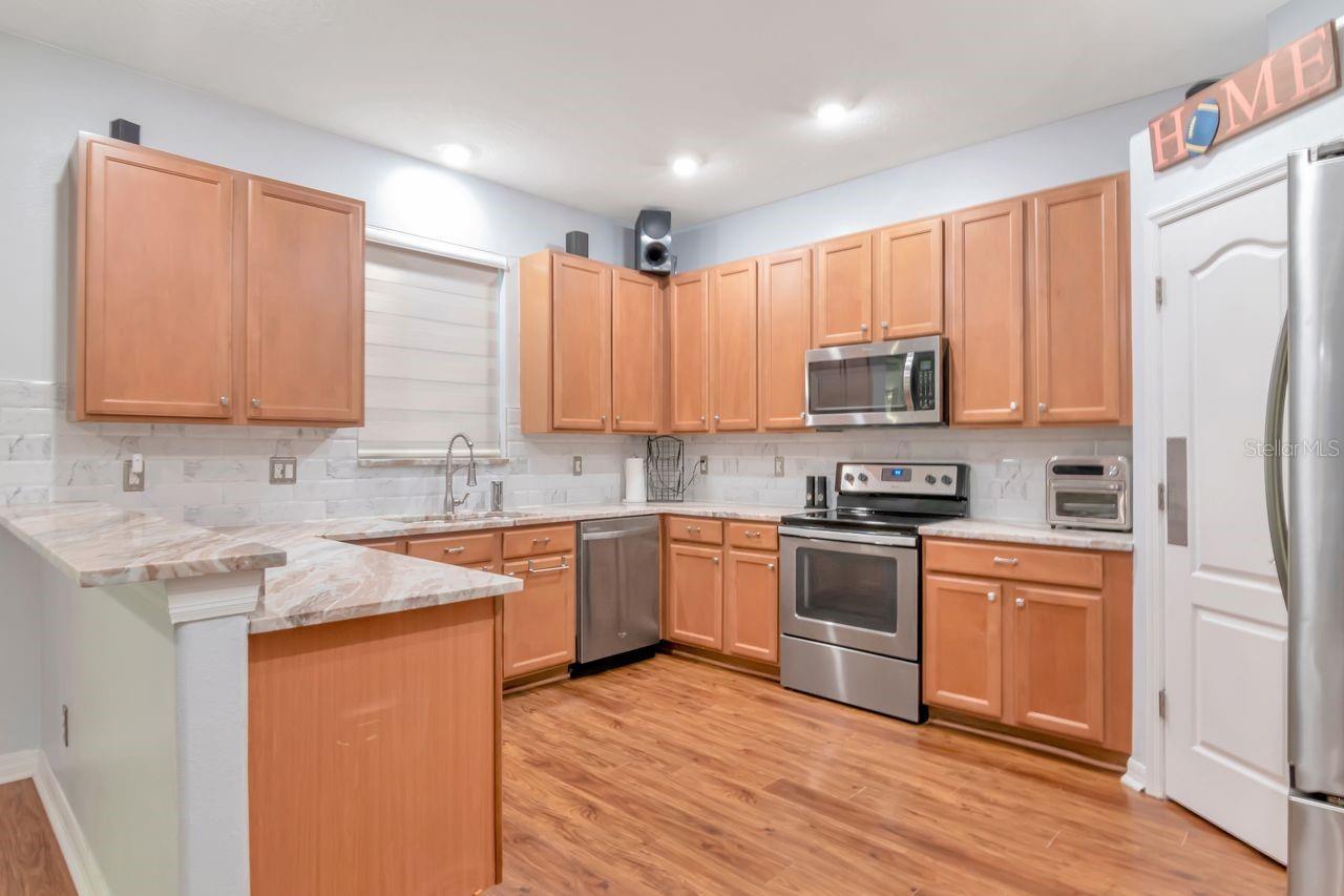 Image 11 of 49 For 19159 Cypress Green Drive