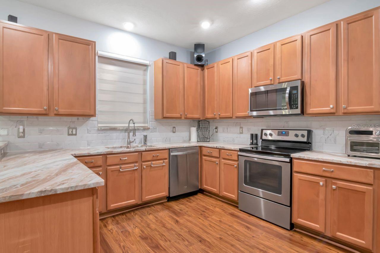 Image 12 of 49 For 19159 Cypress Green Drive