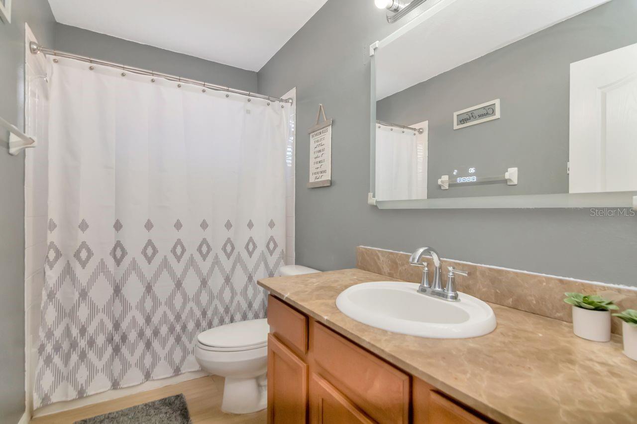 Image 22 of 49 For 19159 Cypress Green Drive