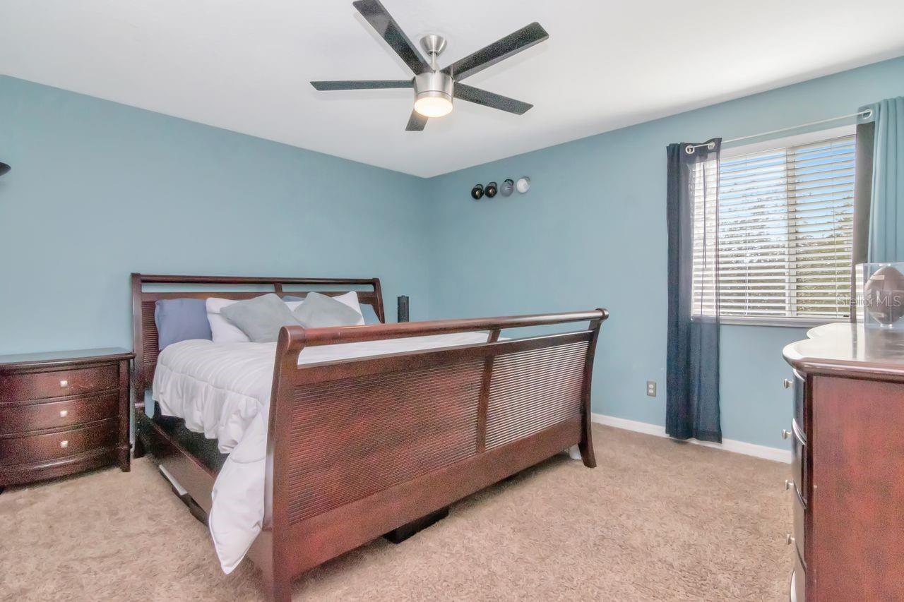 Image 31 of 49 For 19159 Cypress Green Drive