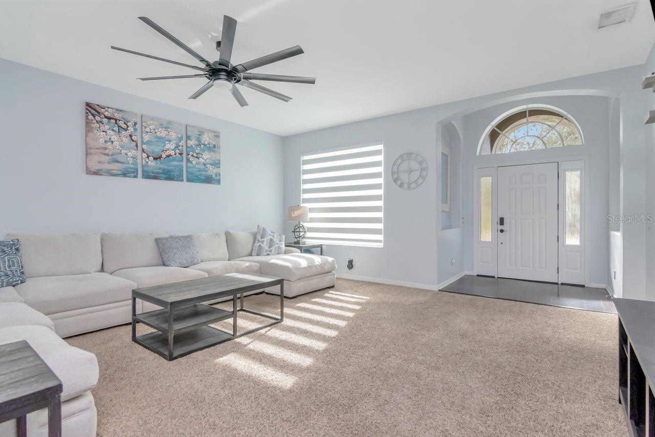 Image 7 of 49 For 19159 Cypress Green Drive