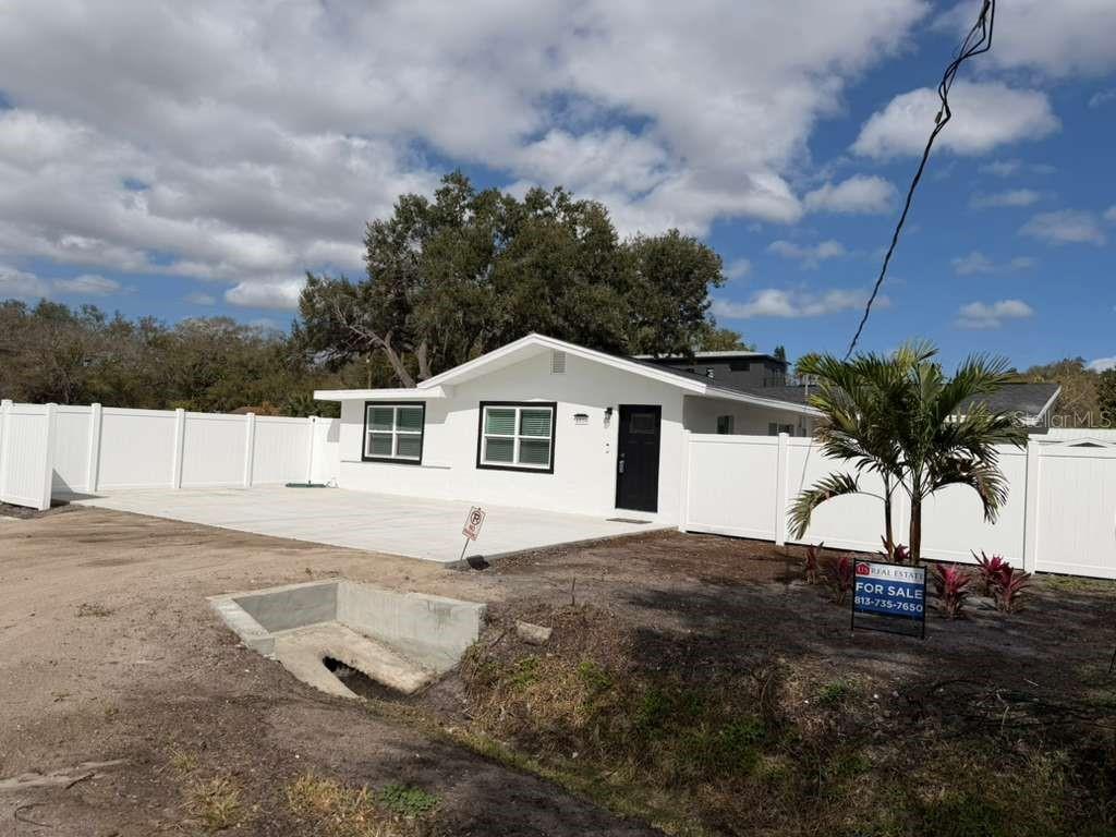 Image 26 of 27 For 4804 23rd Avenue S