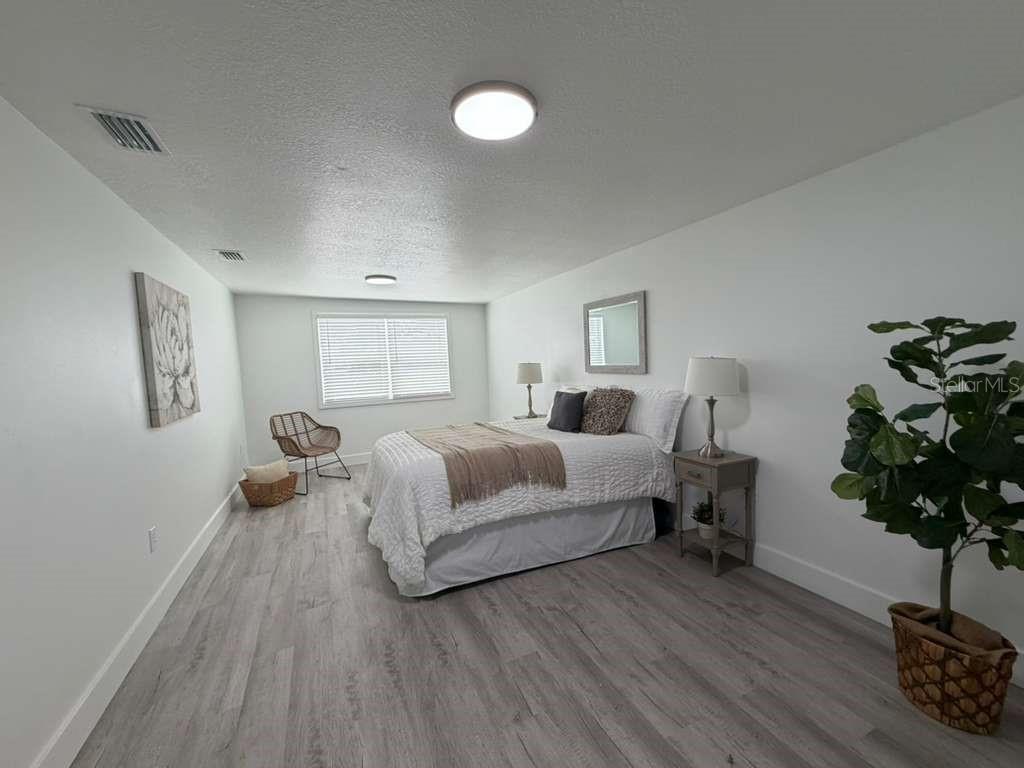 Image 7 of 27 For 4804 23rd Avenue S