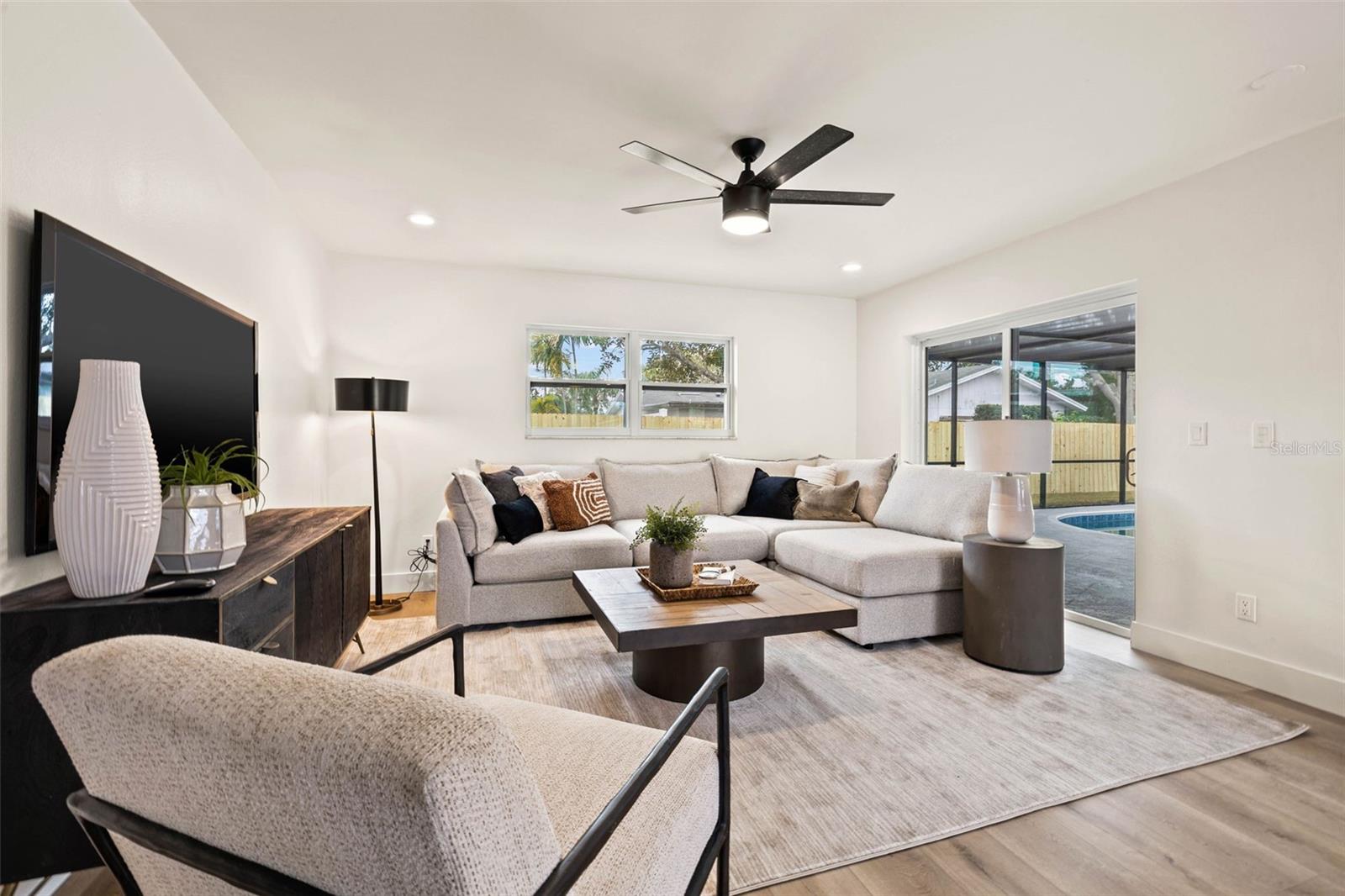 Image 3 of 40 For 11876 Marla Lane