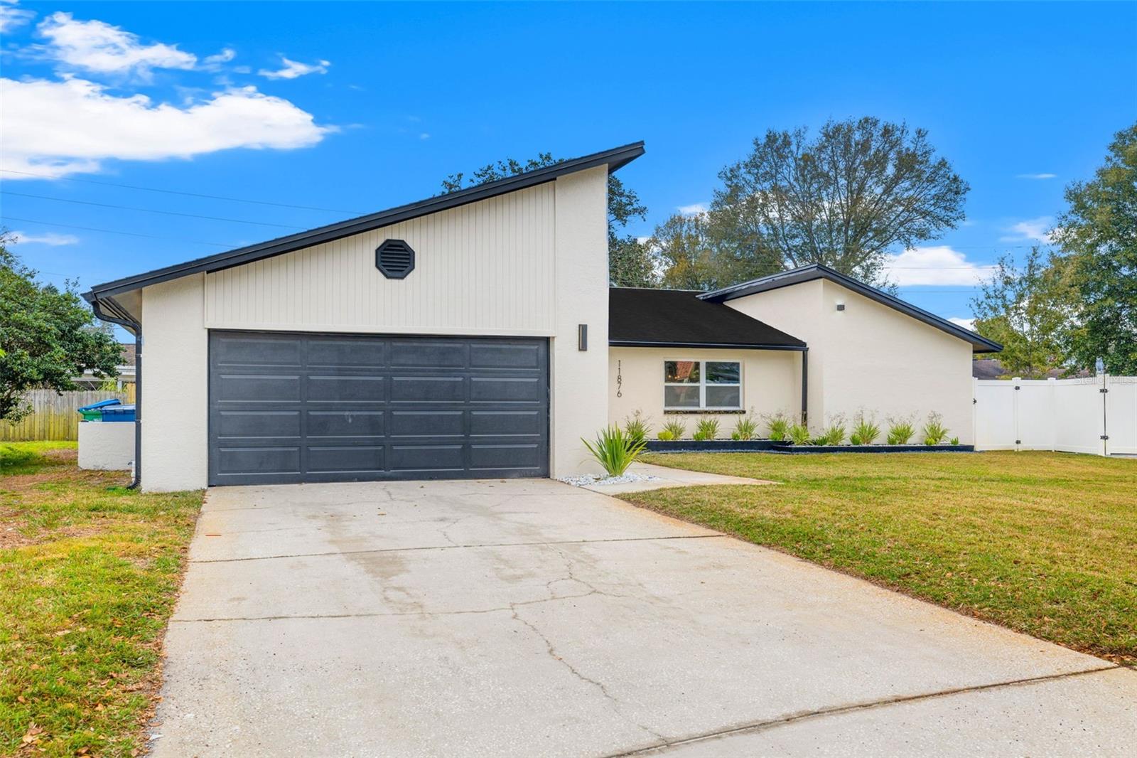 Image 6 of 40 For 11876 Marla Lane