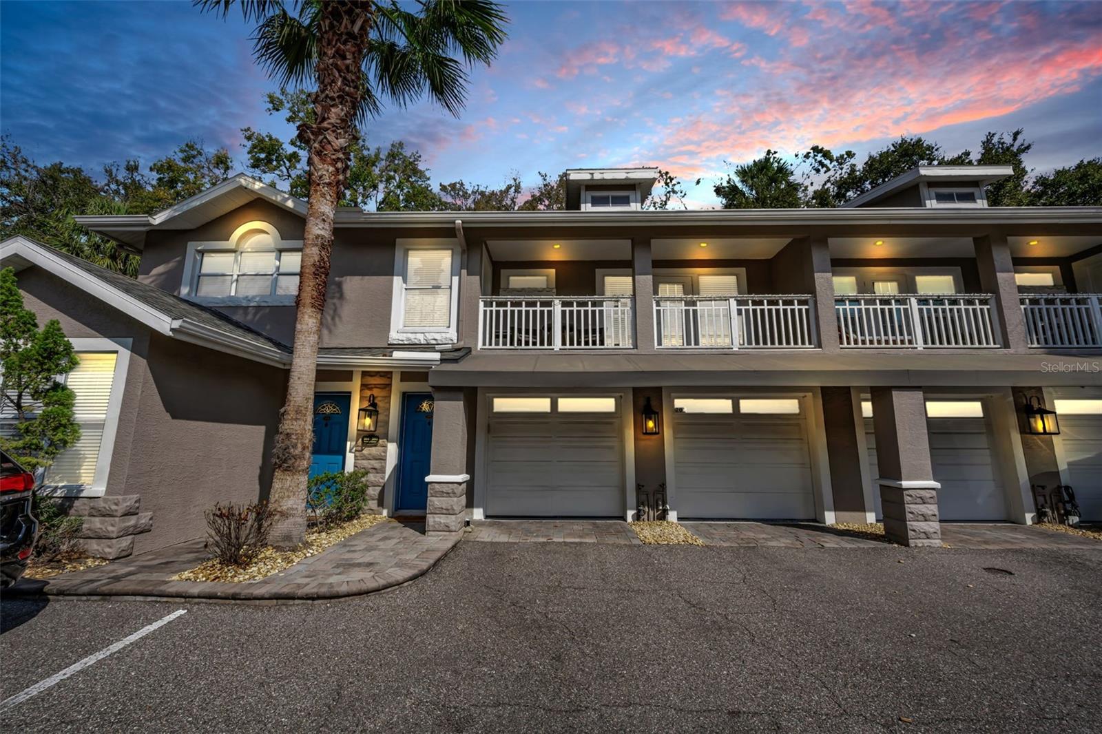 Image 3 of 29 For 4811 Bayshore Boulevard 203