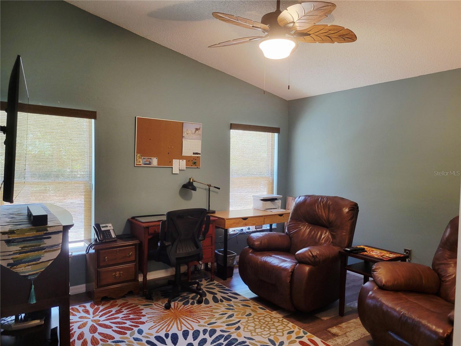 Listing photo id 26 for 9153 Michigan Avenue