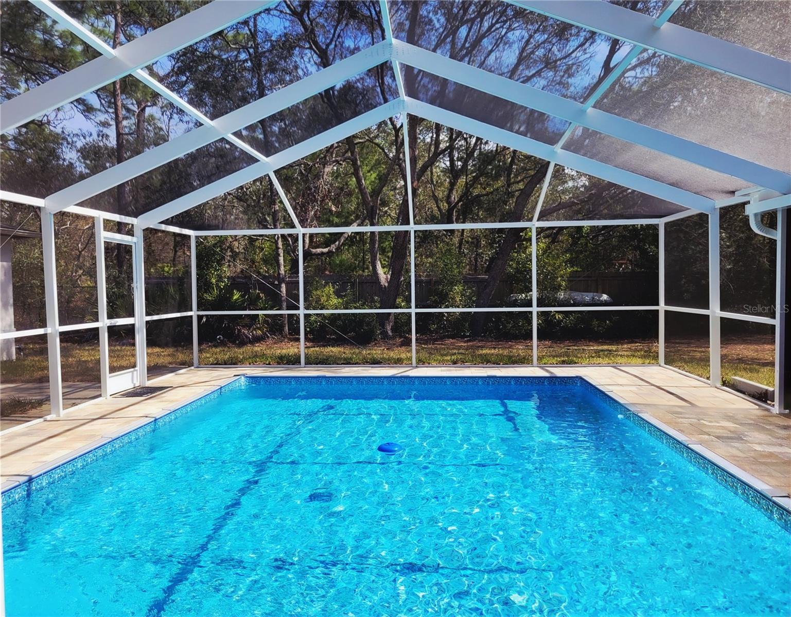 Listing photo id 54 for 9153 Michigan Avenue