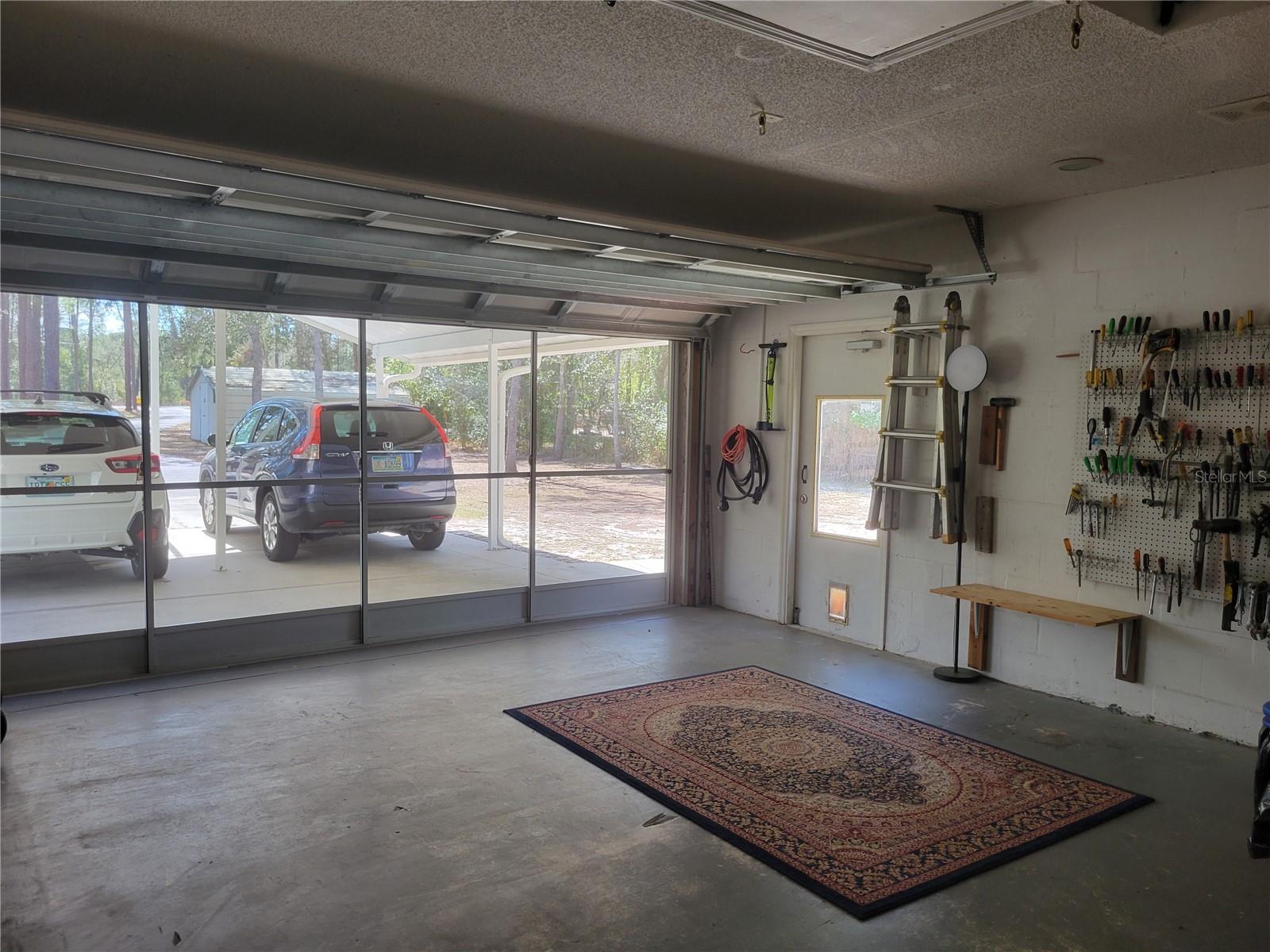 Listing photo id 63 for 9153 Michigan Avenue