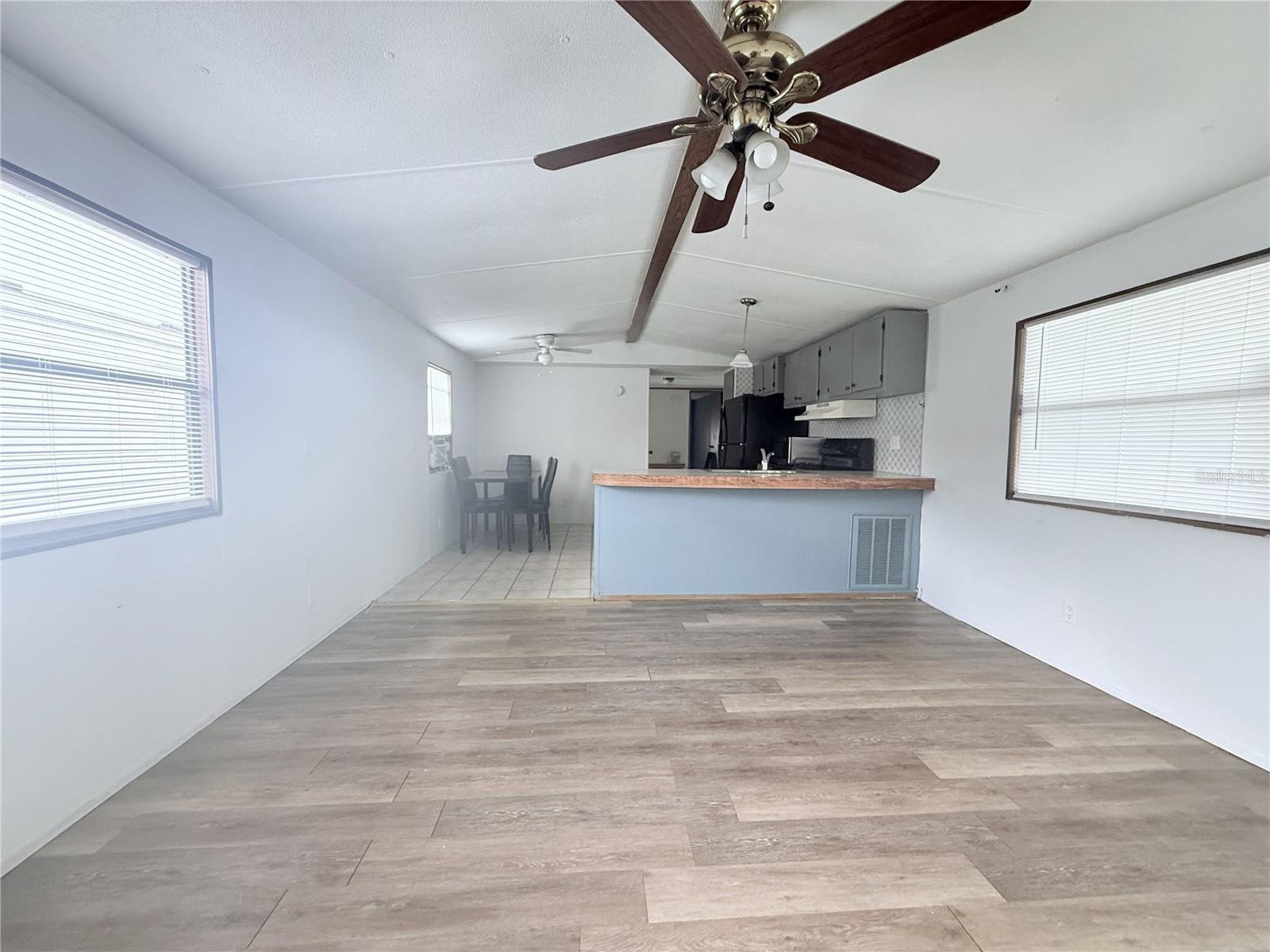 Image 2 of 11 For 5314 Croton Street