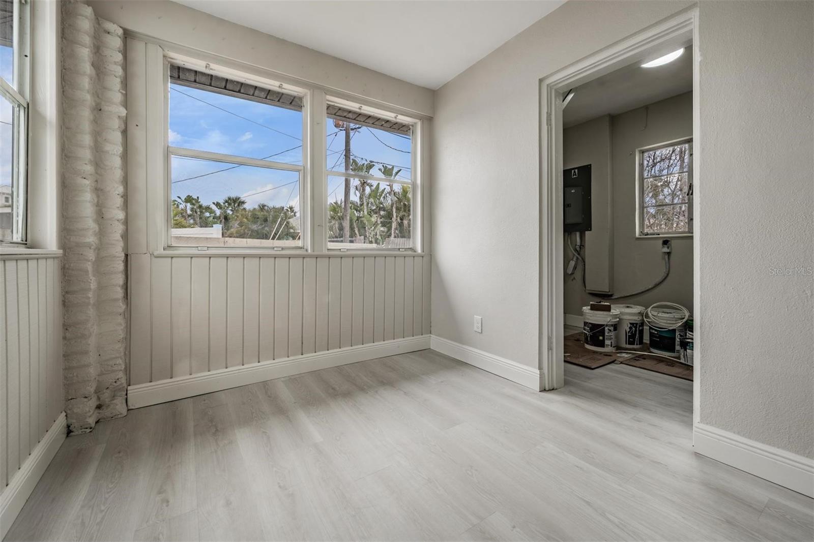 Image 23 of 36 For 14040 Miramar Avenue