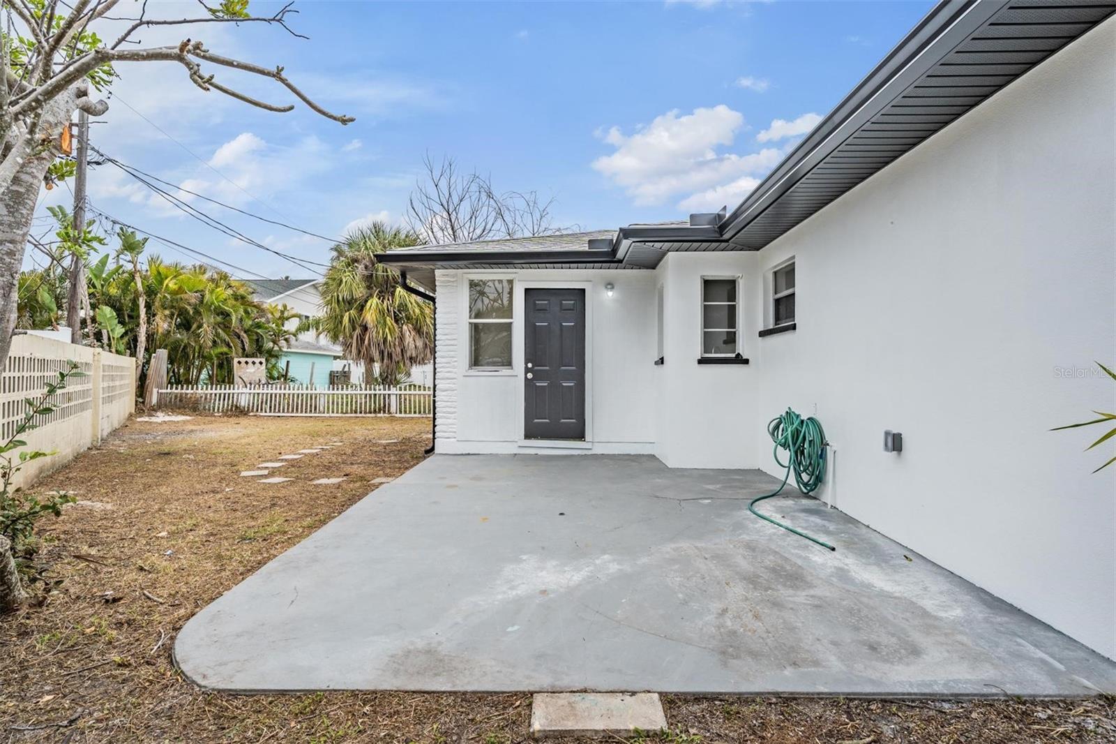 Image 36 of 36 For 14040 Miramar Avenue